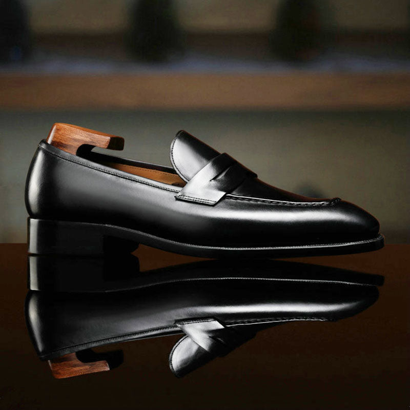 Black leather fashion men's loafers